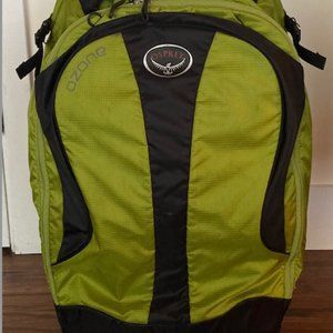 Osprey Ozone 2-Wheel/Rolling Carry-on Bag 21.5” Tall/40L (Green)